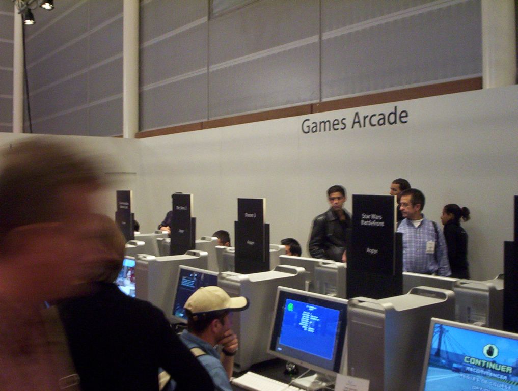 photo_apple_expo_22-09-2005_30