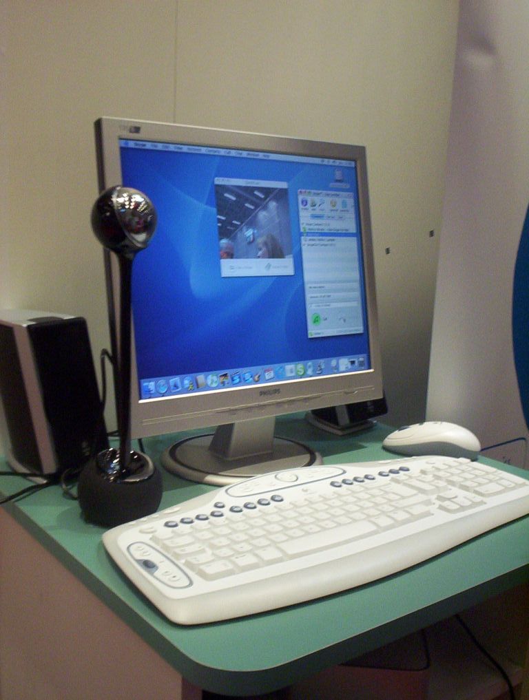 photo_apple_expo_22-09-2005_32