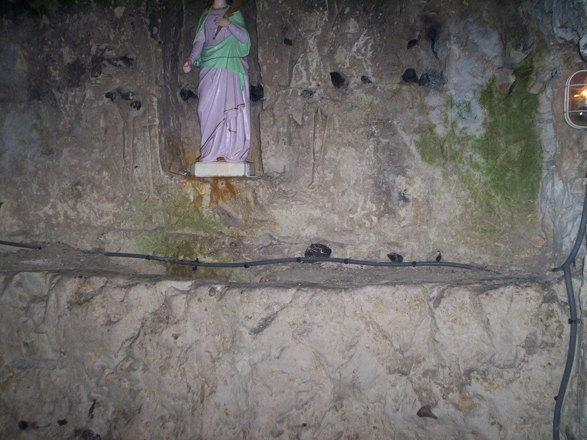 photo_grotte_de_naours_29-08-2005_017