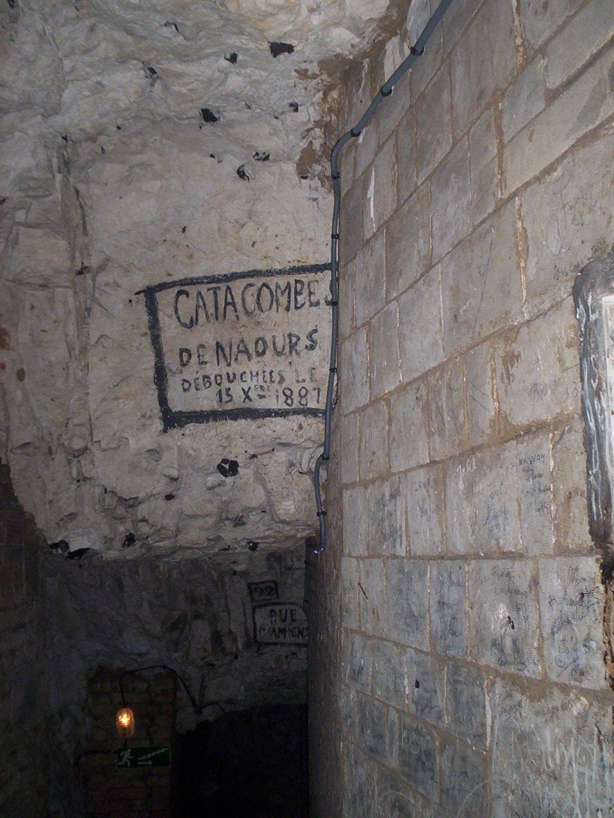photo_grotte_de_naours_29-08-2005_027