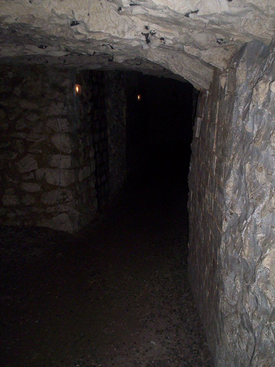 photo_grotte_de_naours_29-08-2005_039
