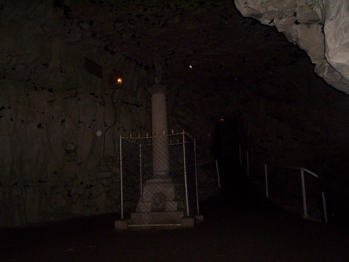 photo_grotte_de_naours_29-08-2005_047