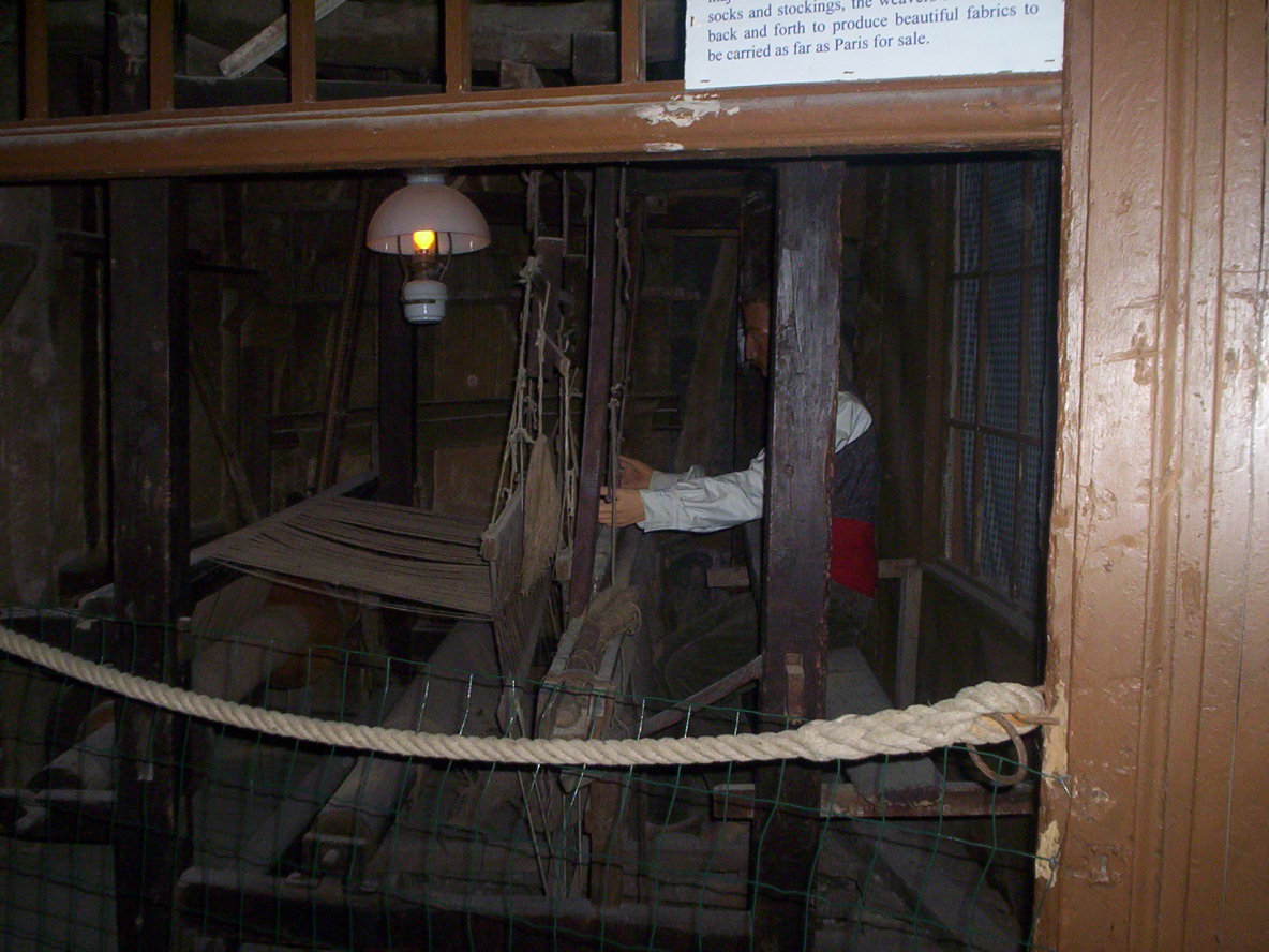 photo_grotte_de_naours_29-08-2005_057