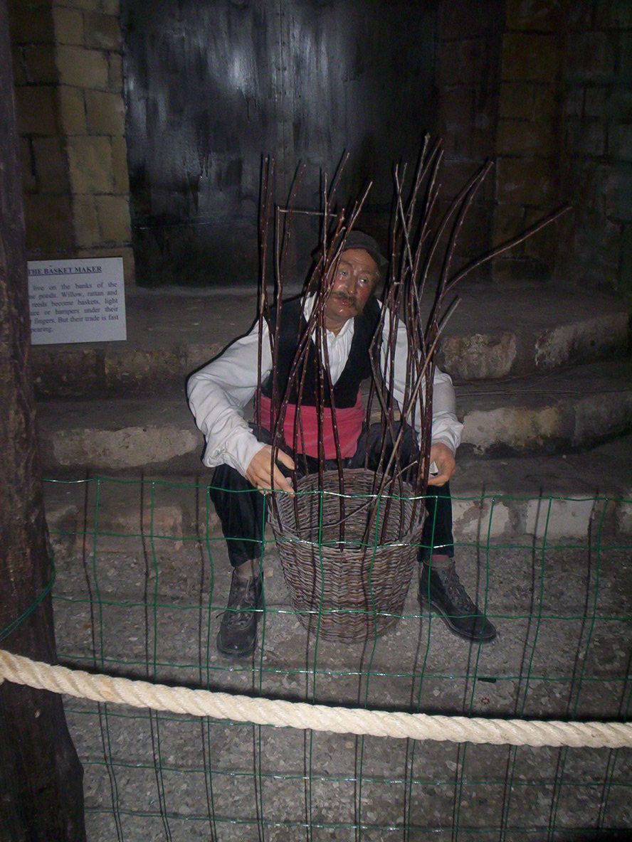 photo_grotte_de_naours_29-08-2005_061