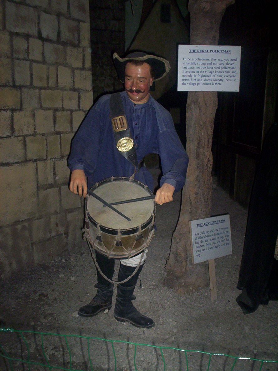 photo_grotte_de_naours_29-08-2005_062
