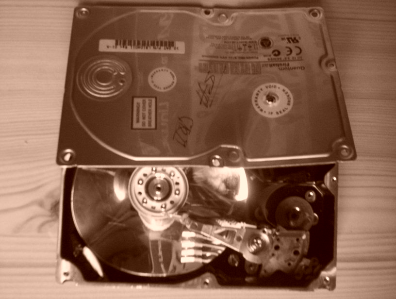 Crash_Disk_Sepia_08_07_2004_04
