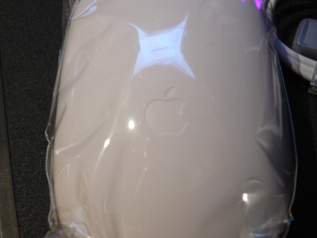 photo_souris_apple_mighty_mouse_03-08-2006_14