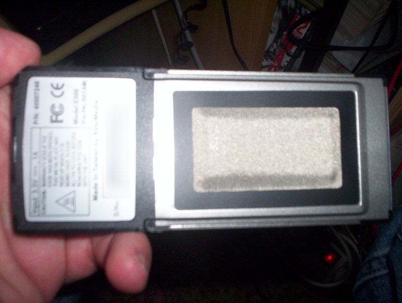 photo_carte_tuner_tv_avermedia_08-06-2005_01